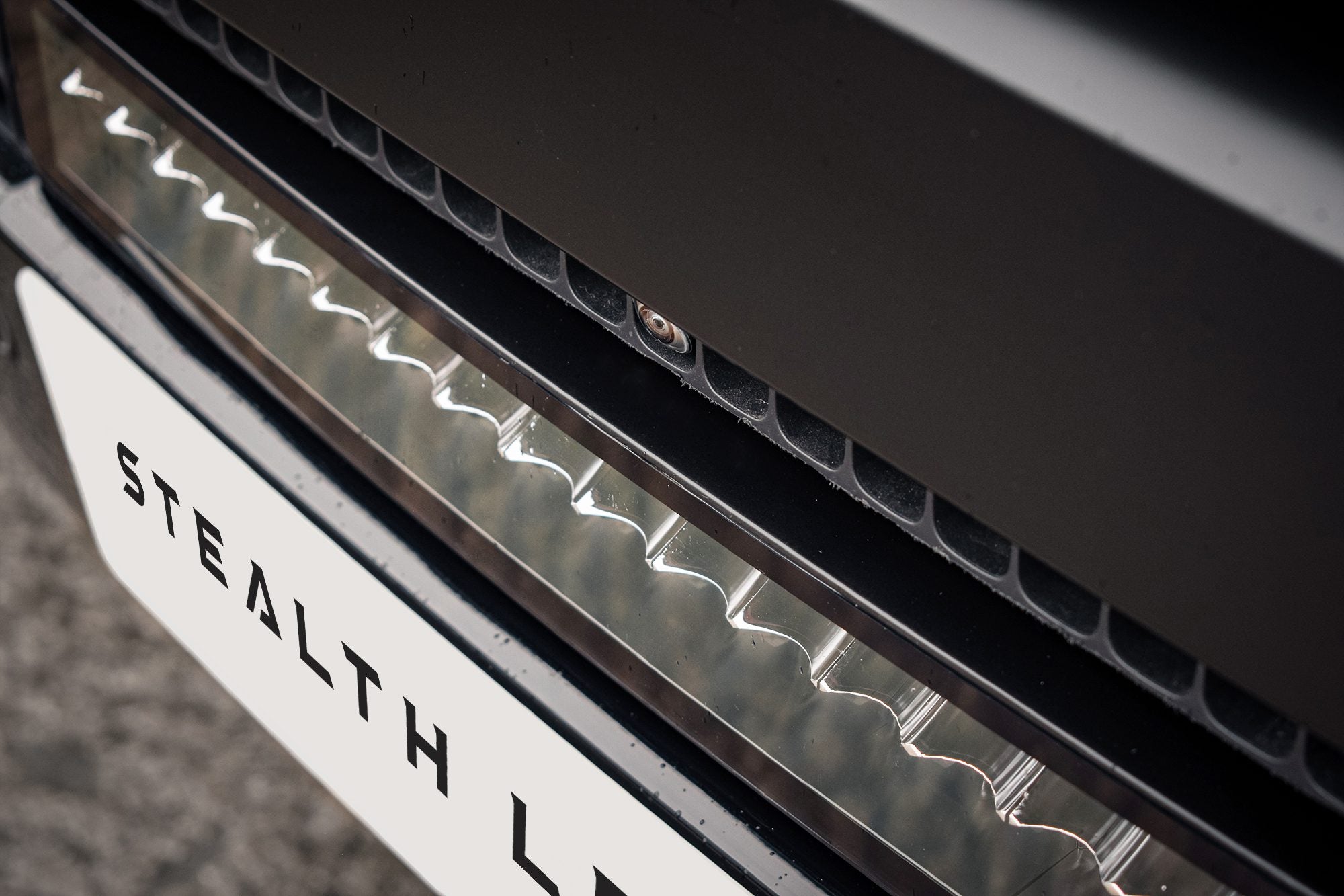 Land Rover Defender L663 2020+ Spyder Stealth 21-inch LED External Integration Grille Kit
